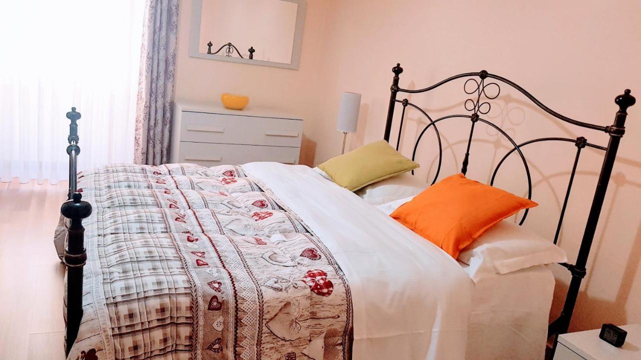 Appuntamento Al Porto Villa Savona Luaran gambar