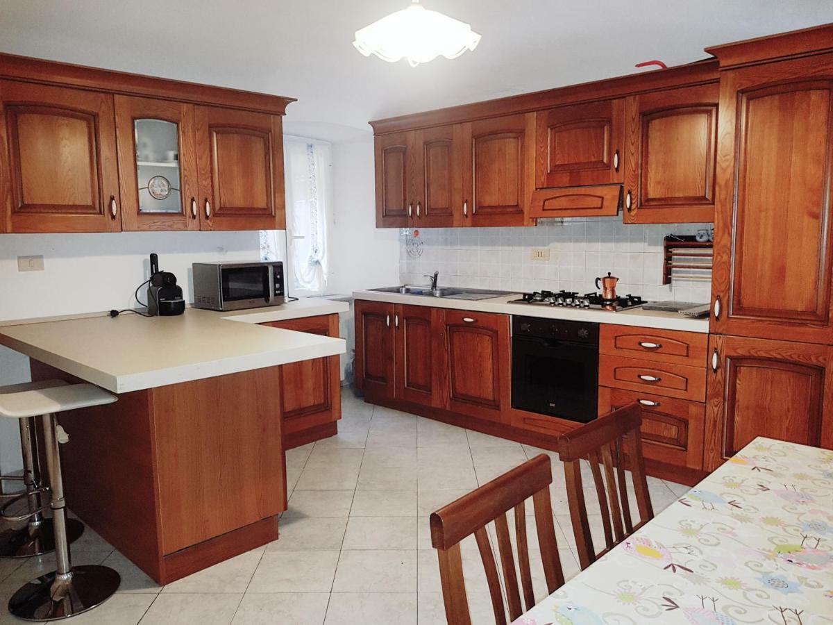 Appuntamento Al Porto Villa Savona Luaran gambar